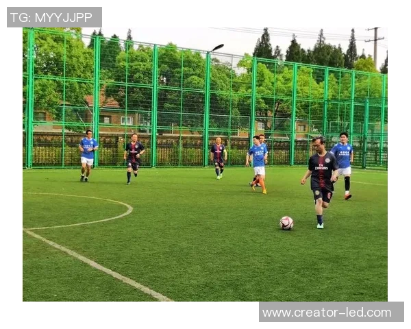 战神足球星荣耀再临绿茵赛场燃动激情闪耀王者风采